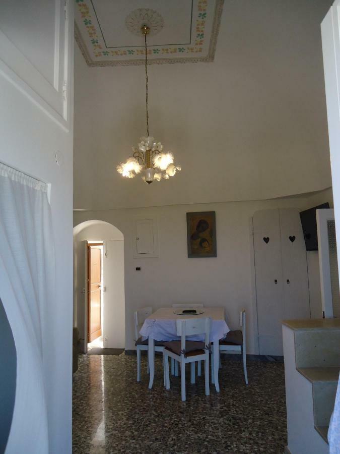 הוילה אוסטוני Casa Bettina מראה חיצוני תמונה